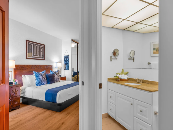 Luxurious 4-Bedroom Maui Retreat in Kaanapali